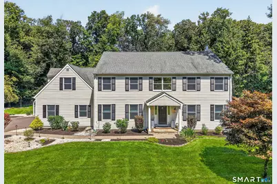 29 Maplewood Drive, Danbury, CT 06811 - Photo 2