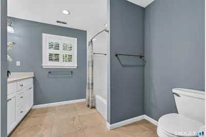 29 Maplewood Drive, Danbury, CT 06811 - Photo 22