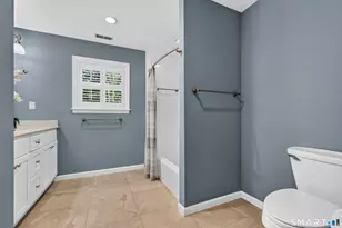 29 Maplewood Dr, Danbury, CT 06811 - Photo 22