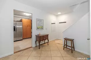 7 Falmouth Ct, Brookfield, CT 06804 - Photo 2