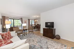 7 Falmouth Ct, Brookfield, CT 06804 - Photo 4