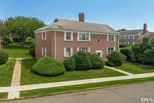 73 Seaton Rd, Stamford, CT 06902 - Photo 1