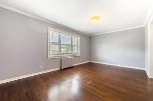 73 Seaton Rd, Stamford, CT 06902 - Photo 4