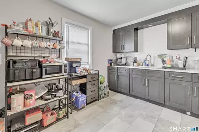 35-37 Omega Avenue, Bridgeport, CT 06606 - Photo 24