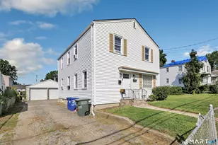 35-37 Omega Ave, Bridgeport, CT 06606 - Photo 2