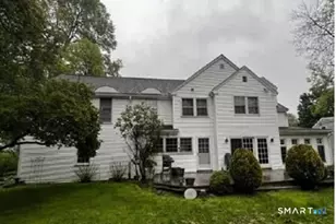 49 Pilgrim Rd, West Hartford, CT 06117 - Photo 2