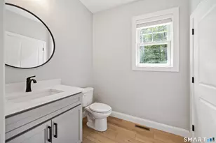 34 Greenwich Pl, Colchester, CT 06415 - Photo 10