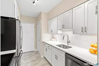 45 Jefferson Road #3-2, Branford, CT 06405 - Photo 4