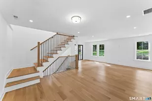 47 W Norwalk Rd, Norwalk, CT 06850 - Photo 6