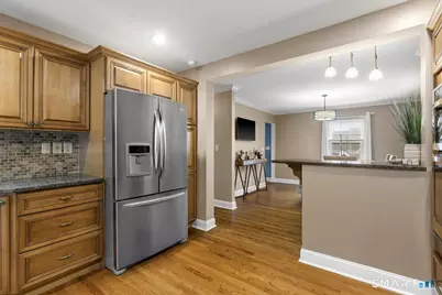 264 Sunrise Terrace, Bridgeport, CT 06606 - Photo 10
