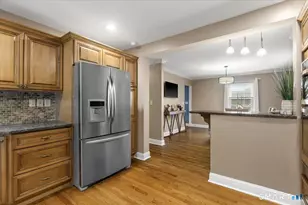 264 Sunrise Terrace, Bridgeport, CT 06606 - Photo 10