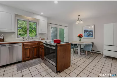 611 Ocean Avenue #B1, New London, CT 06320 - Photo 10