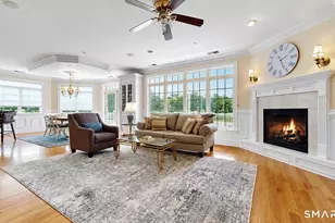 32 Shipyard Ln, Milford, CT 06460 - Photo 2