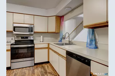 31 Simsbury Landing #31, Simsbury, CT 06070 - Photo 22