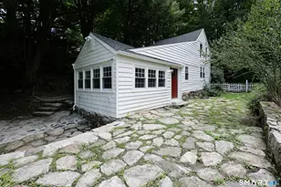 37 Peaceable St, Redding, CT 06896 - Photo 36