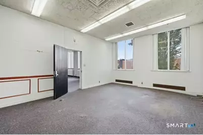 650 Franklin Avenue, Hartford, CT 06114 - Photo 22