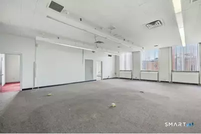 650 Franklin Avenue, Hartford, CT 06114 - Photo 20