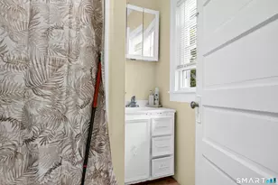 292 Stanley St, New Britain, CT 06051 - Photo 26