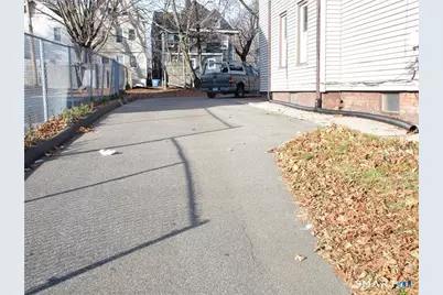 70 Farren Avenue #2, New Haven, CT 06513 - Photo 12