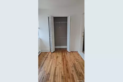 8-10 Freeman Street #2nd Fl, Hartford, CT 06114 - Photo 8