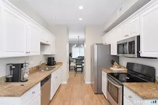 24 Wishing Well Ln, New Milford, CT 06776 - Photo 10