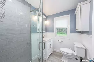 26 Dorchester Ln, Branford, CT 06405 - Photo 20