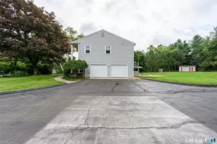 26 Dorchester Ln, Branford, CT 06405 - Photo 10