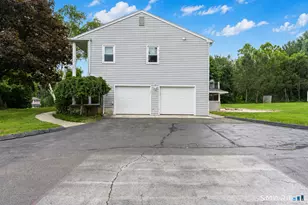26 Dorchester Ln, Branford, CT 06405 - Photo 36