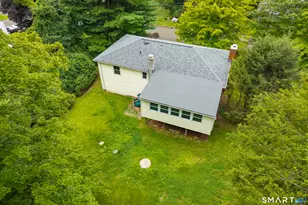 15 Driftwood Ln, North Branford, CT 06471 - Photo 4