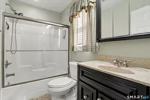25 Warren Ave, Fairfield, CT 06825 - Photo 18