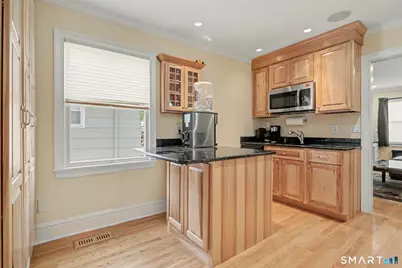 25 Warren Avenue, Fairfield, CT 06825 - Photo 14