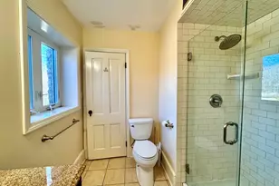 2 Meadow Pl, East Haven, CT 06512 - Photo 12