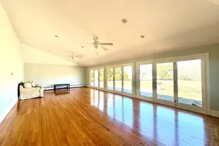 2 Meadow Pl, East Haven, CT 06512 - Photo 12