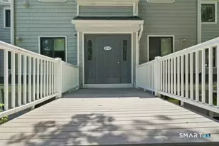 37 Rowayton Woods Dr, Norwalk, CT 06854 - Photo 2