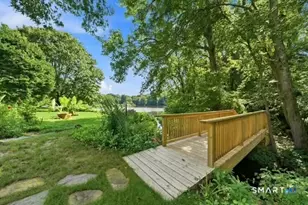 37 Rowayton Woods Dr, Norwalk, CT 06854 - Photo 16