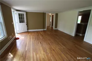 6 Cherry Ln, Brookfield, CT 06804 - Photo 2