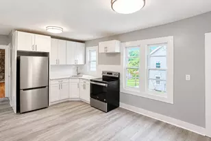 118 High St, Torrington, CT 06790 - Photo 4