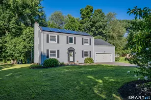 81 Duck Pond Rd, Glastonbury, CT 06033 - Photo 2