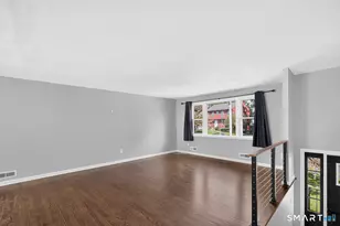 425 Judd St, Fairfield, CT 06824 - Photo 2