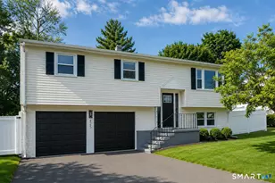 425 Judd St, Fairfield, CT 06824 - Photo 1