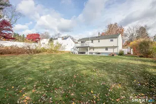 425 Judd St, Fairfield, CT 06824 - Photo 18