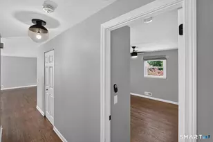 425 Judd St, Fairfield, CT 06824 - Photo 20