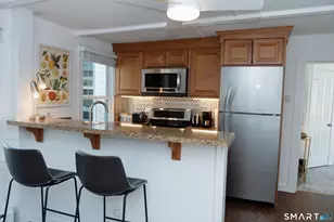 19 Pearl St, Groton, CT 06340 - Photo 14