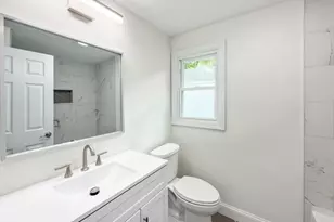 276 Westpoint Terr, West Hartford, CT 06107 - Photo 10
