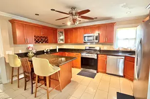 45 Cameo Ct, Stratford, CT 06614 - Photo 4