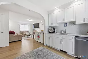 31 Center Ave, East Haven, CT 06512 - Photo 8