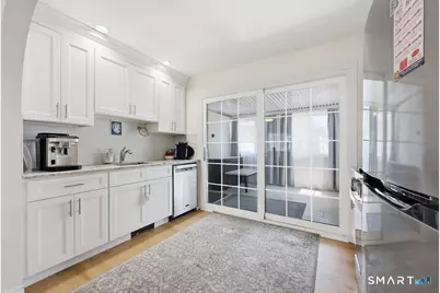 31 Center Avenue, East Haven, CT 06512 - Photo 6