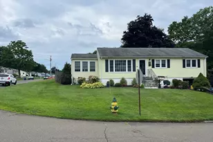 246 Beatrice Dr, West Haven, CT 06516 - Photo 1