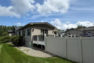 66 Tuckahoe Dr, Shelton, CT 06484 - Photo 4