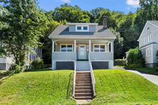 1025 Townsend Ave, New Haven, CT 06512 - Photo 2